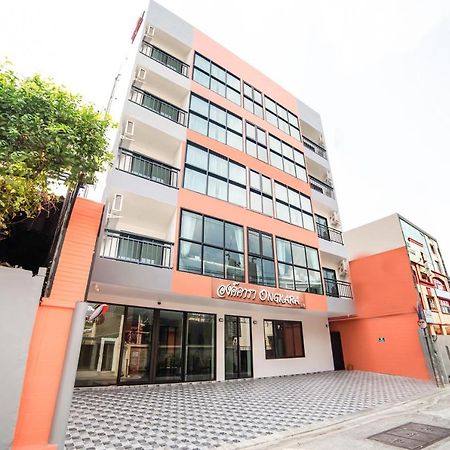 Ongkara Near Bts Thonglor 호텔 방콕 외부 사진